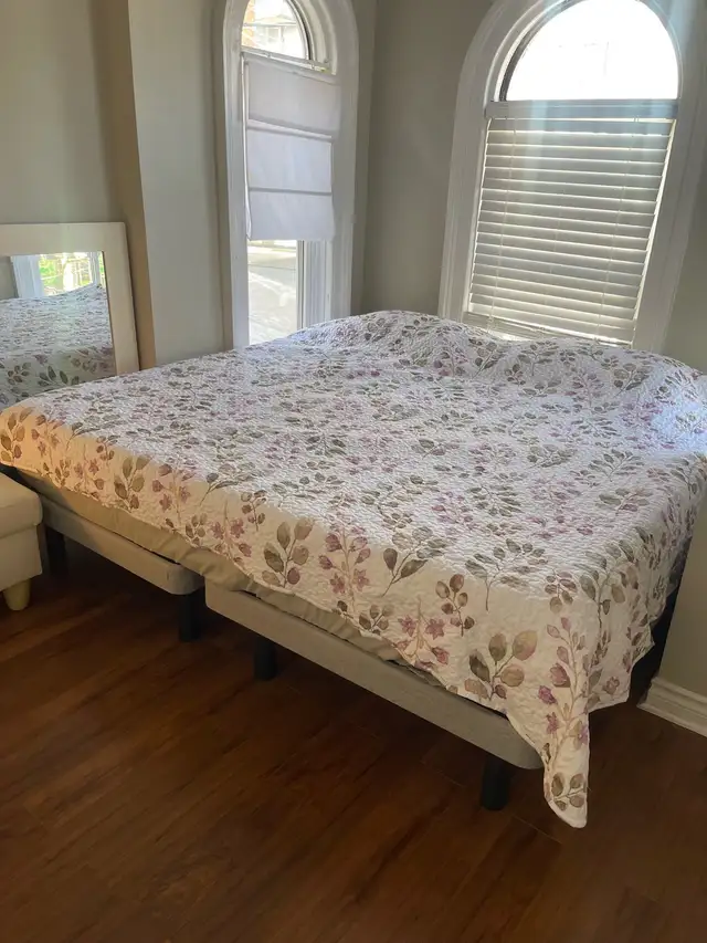 Beautiful KING Mattress (12 Inch)$350 & Platform $199 Delivery