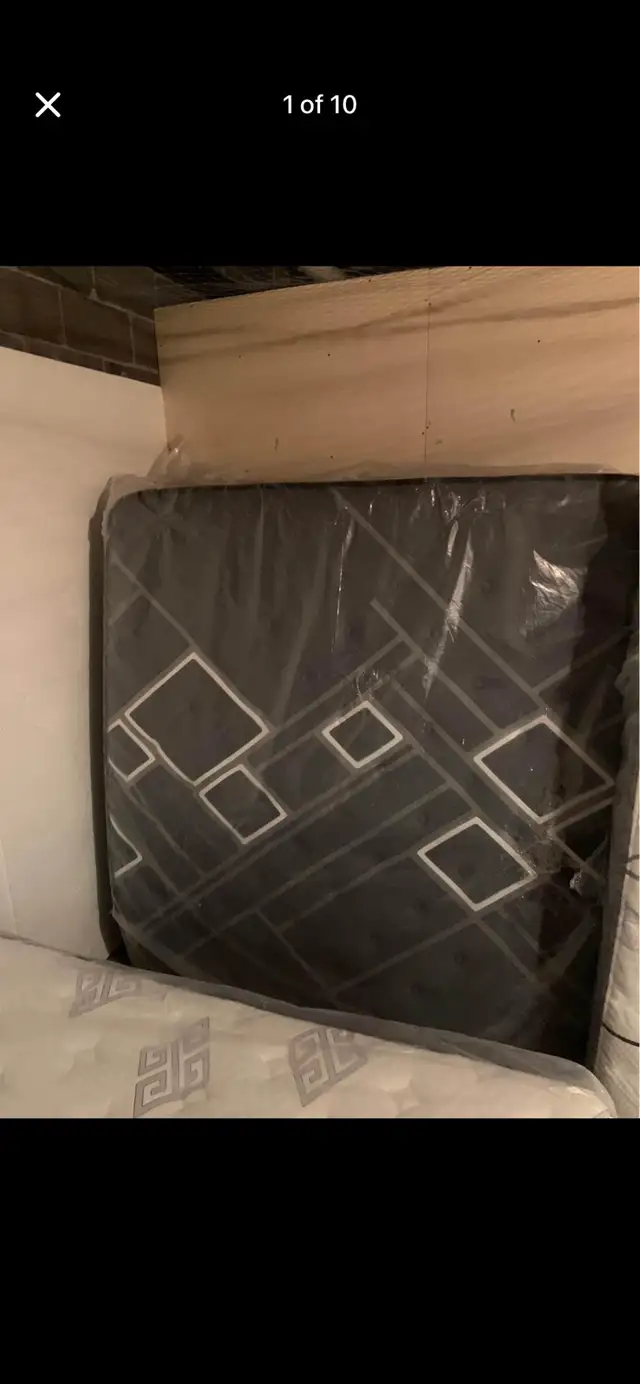 Beautiful KING Mattress (12 Inch)$350 & Platform $199 Delivery - Photo 2