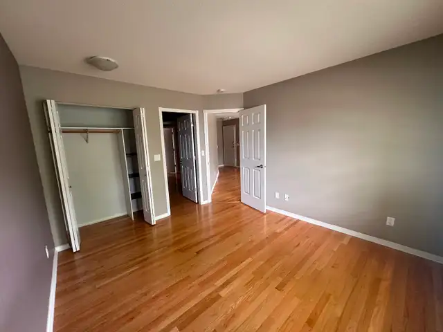 3 bath   2 bdrm (  full basement) townhouse - Photo 4