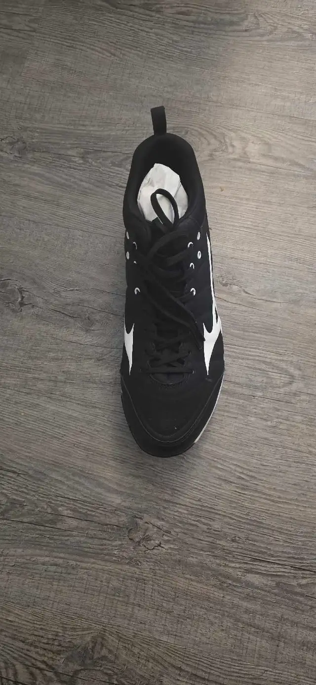 Baseball Cleats size 9.5 Mens- NEW IN BOX - Photo 2