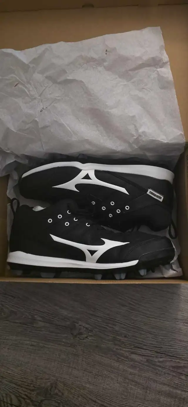 Baseball Cleats size 9.5 Mens- NEW IN BOX - Photo 5