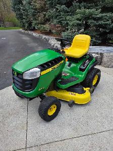 john deere e150 lawn tractor - Photo 4