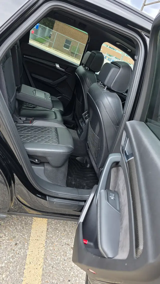 2018 Audi SQ5 - Photo 18