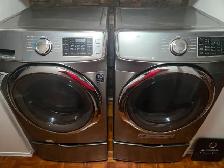 1 Sécheuse Samsung   1 Laveuse gratuit