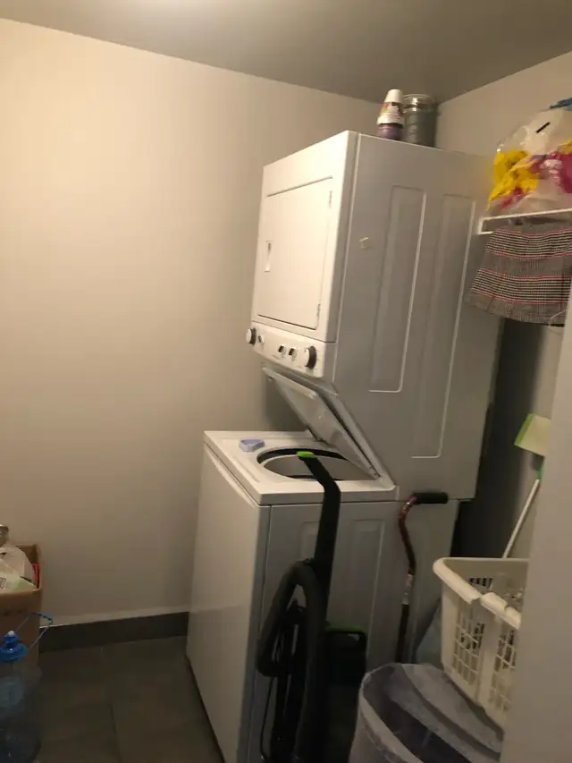 Cozy Two bedroom downtown condo near Ice district - Photo 4