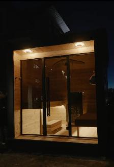 Luxury Sauna Noir