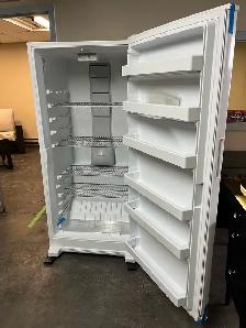new upright freezer 18 cu save $500