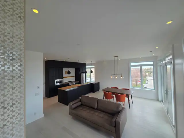 Très grand et luxueux 3 ½ ‘’  ’’  - CONDO W -  2 250$/mois - Photo 13