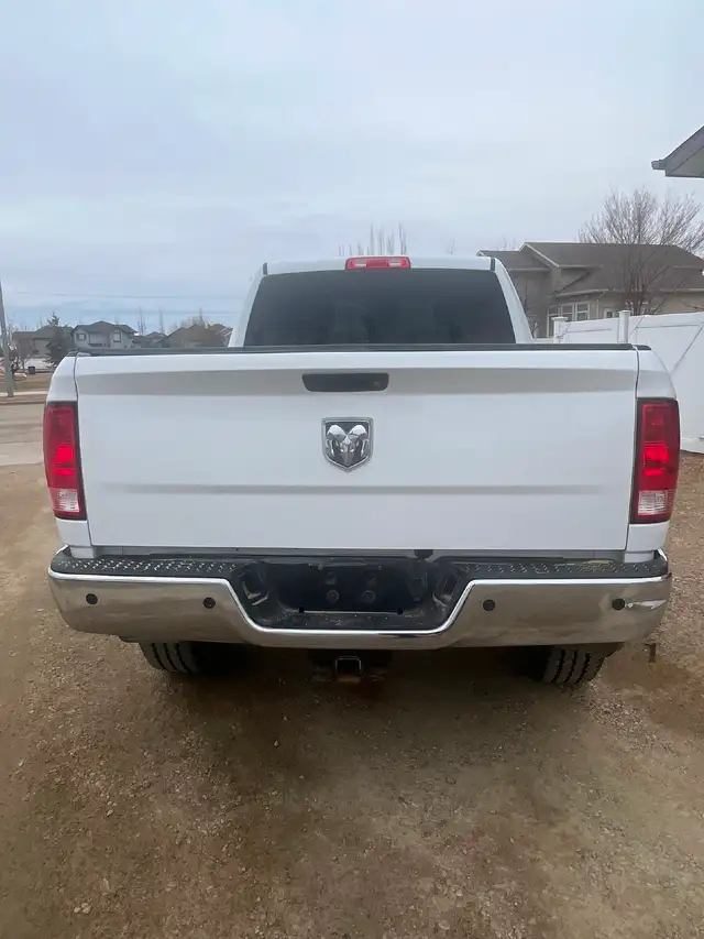 2018 Dodge Ram 2500 Diesel - Photo 2