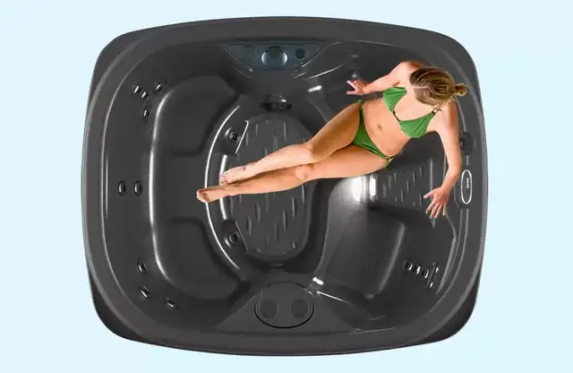 Innova Spas - Floor Model Clearance Sale!! Affordable Home Spas - Photo 3