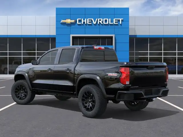 2026 Chevrolet Colorado - Photo 3