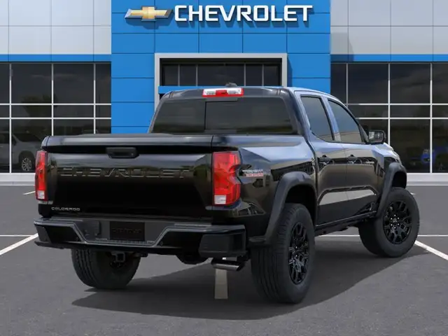2026 Chevrolet Colorado - Photo 4