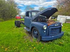 1952 GMC 9500 Pickup Truck          $8,295 O.B.O.