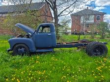 1952 GMC 9500 Pickup Truck          $8,295 O.B.O. - Photo 3