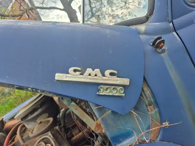 1952 GMC 9500 Pickup Truck          $8,295 O.B.O. - Photo 5