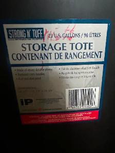Rubbermaid plastic containers - Photo 3