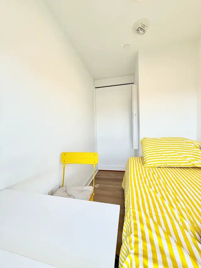 PRIVATE AllInclusive Room| Shared Bath SquarreOne Mississauga - Photo 2