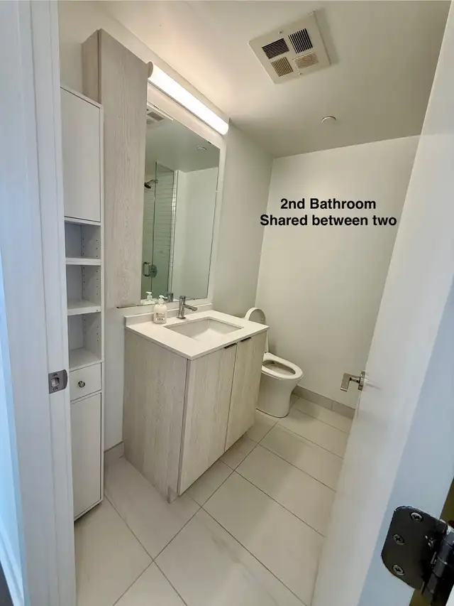 PRIVATE AllInclusive Room| Shared Bath SquarreOne Mississauga - Photo 10