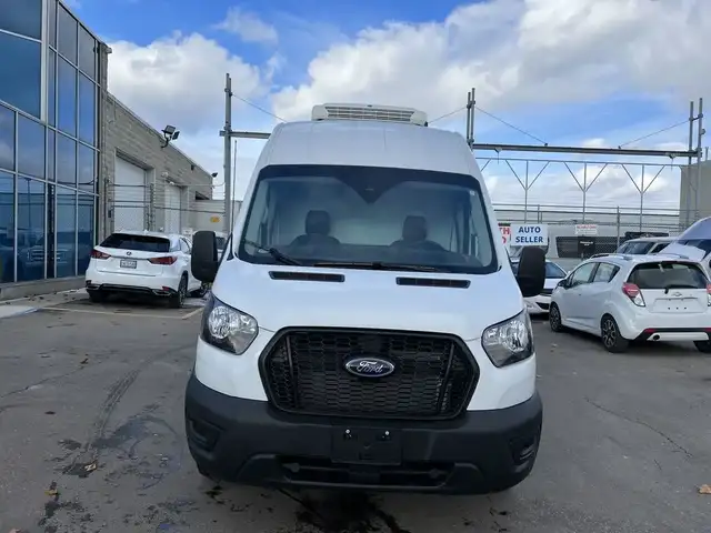 2022 Ford Transit - Photo 3