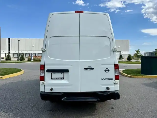 2017 Nissan NV Cargo - Photo 4