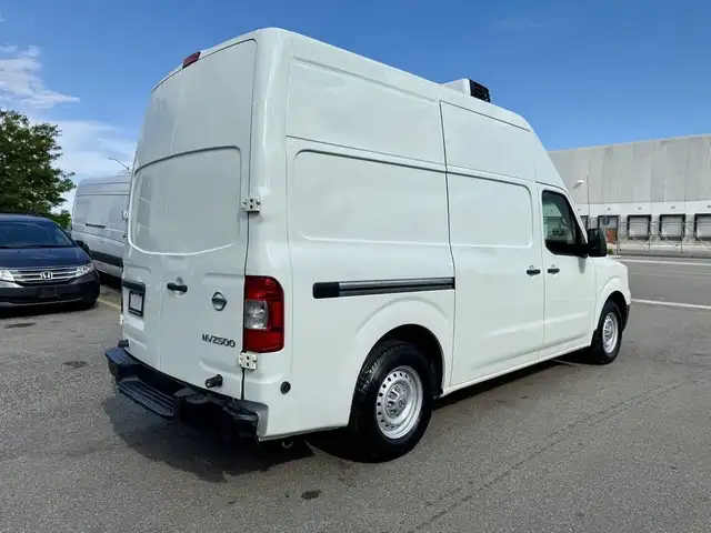 2017 Nissan NV Cargo - Photo 12