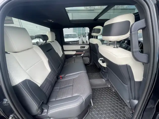 2022 Toyota Tundra 4x4 Crewmax Capstone Hybrid/FULLY EQUIPPED - Photo 12
