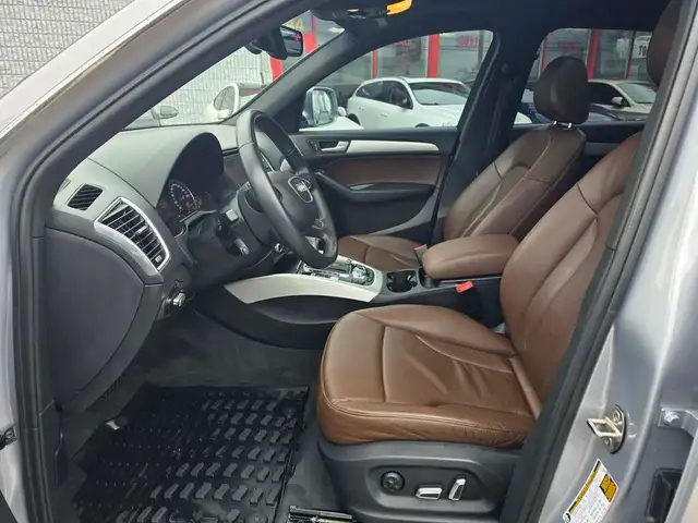 2016 Audi Q5 2.0T Progressiv AWD Nav / PanoRoof / RCAM - Photo 17