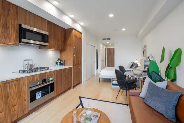 Bright and Modern Studio suite for rent with AC/HVAC $2050 - Photo 2