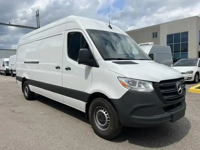 2023 Mercedes-Benz Sprinter Van - Photo 2