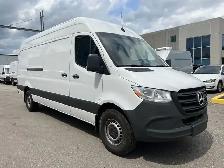 2023 Mercedes-Benz Sprinter Van - Photo 2
