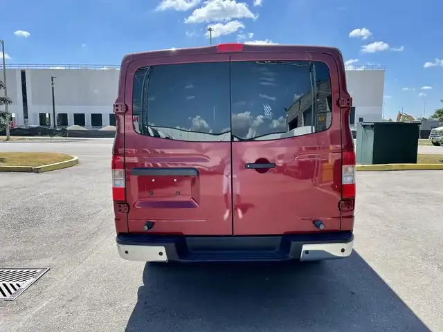2017 Nissan NV2500 - Photo 11