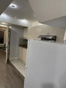 Basement Apartment for rent 1700 including all utilities - Photo 6