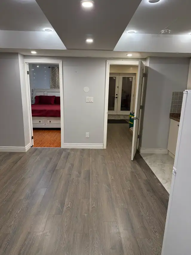 Basement Apartment for rent 1700 including all utilities - Photo 7