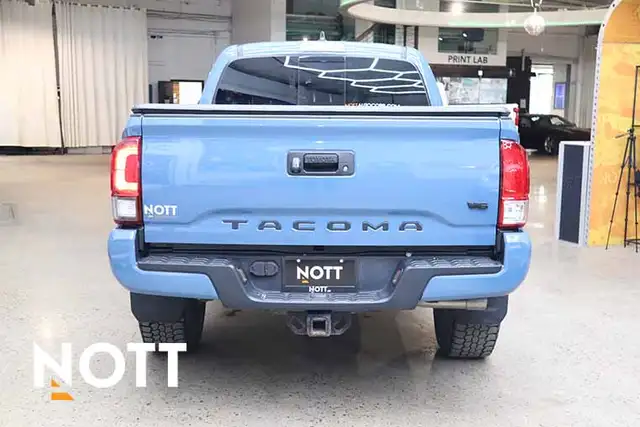 2019 TOYOTA TACOMA TRD Sport - LOCAL | NO ACCIDENTS | RARE COLOU - Photo 3