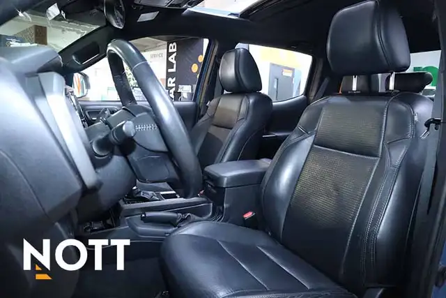 2019 TOYOTA TACOMA TRD Sport - LOCAL | NO ACCIDENTS | RARE COLOU - Photo 8