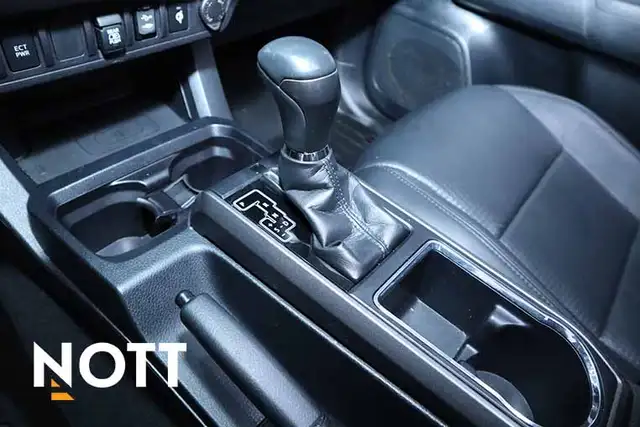 2019 TOYOTA TACOMA TRD Sport - LOCAL | NO ACCIDENTS | RARE COLOU - Photo 11