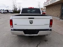 2023 Ram 1500 Classic SLT 4x4 Crew Cab 5'7 Box - 5.7L HEMI - LOW - Photo 10