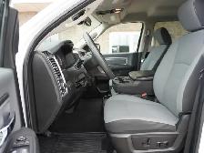2023 Ram 1500 Classic SLT 4x4 Crew Cab 5'7 Box - 5.7L HEMI - LOW - Photo 16
