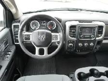 2023 Ram 1500 Classic SLT 4x4 Crew Cab 5'7 Box - 5.7L HEMI - LOW - Photo 20