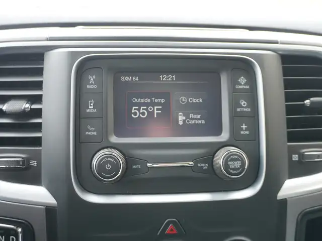 2023 Ram 1500 Classic SLT 4x4 Crew Cab 5'7 Box - 5.7L HEMI - LOW - Photo 28