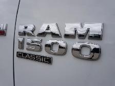 2023 Ram 1500 Classic SLT 4x4 Crew Cab 5'7 Box - 5.7L HEMI - LOW - Photo 44