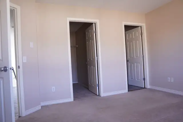 Cozy 4 bedrooms house for rent in a quiet neighborhood - Photo 4