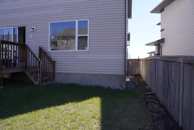 Cozy 4 bedrooms house for rent in a quiet neighborhood - Photo 7