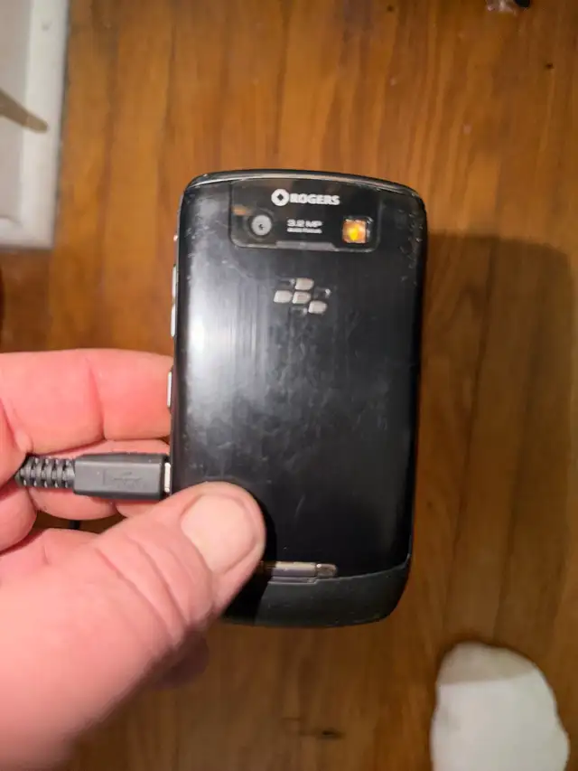 blackberrys for sale - Photo 7