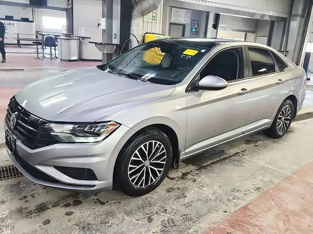 2019 Volkswagen Jetta Highline - Backup Cam, Blind Spot Monitor - Photo 2