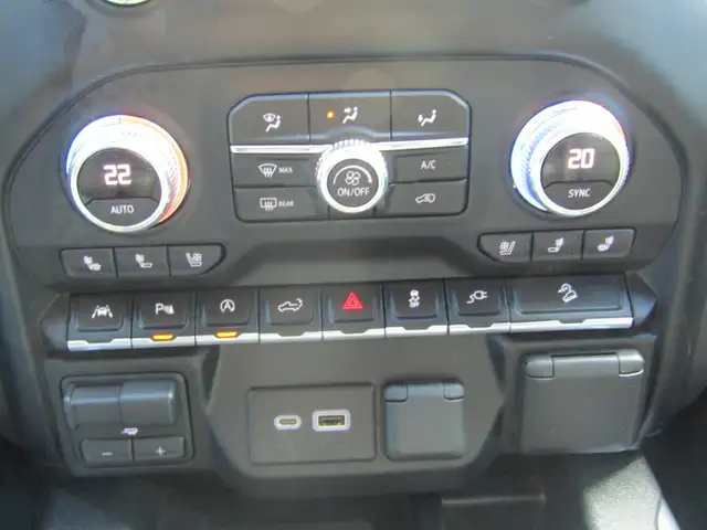 2021 GMC Sierra 1500 4WD Denali 3.0L DIESEL CARPLAY / B.CAMERA / - Photo 26