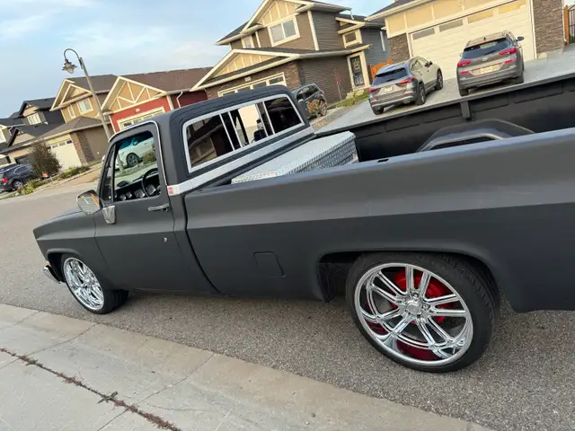 1983 gmc square body - Photo 6
