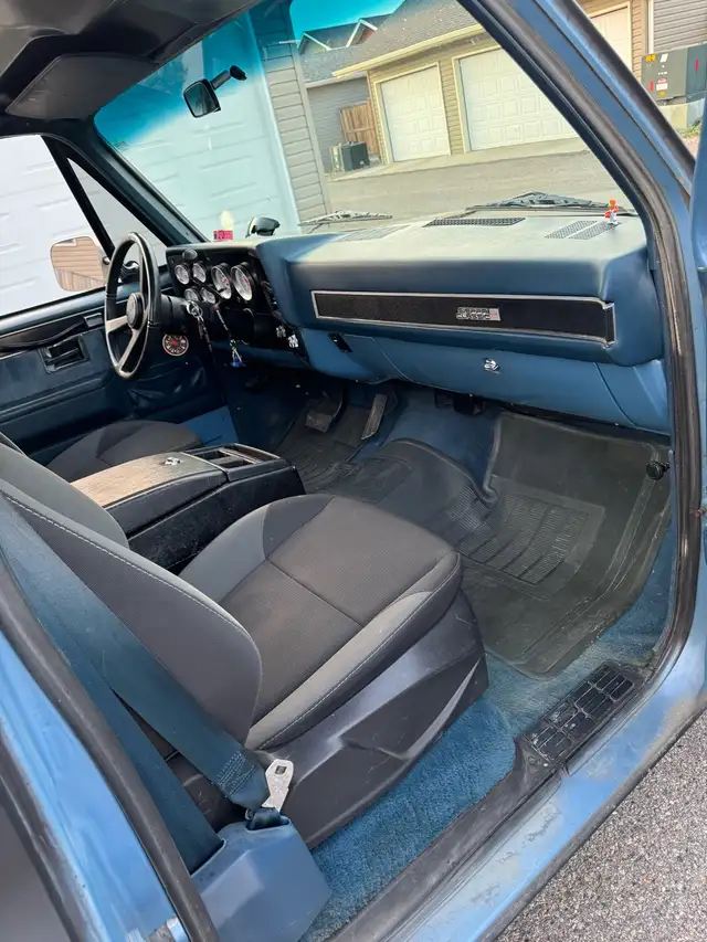 1983 gmc square body - Photo 9