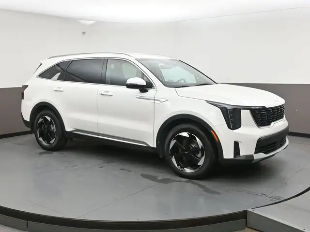 2025 Kia Sorento EX Hybrid Call 902-466-9550 6 Pass, Apple Carpl