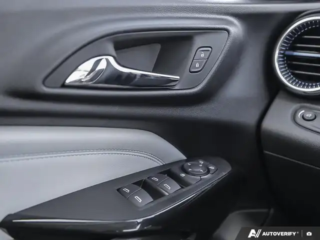 2026 Chevrolet Trax LT - Photo 17